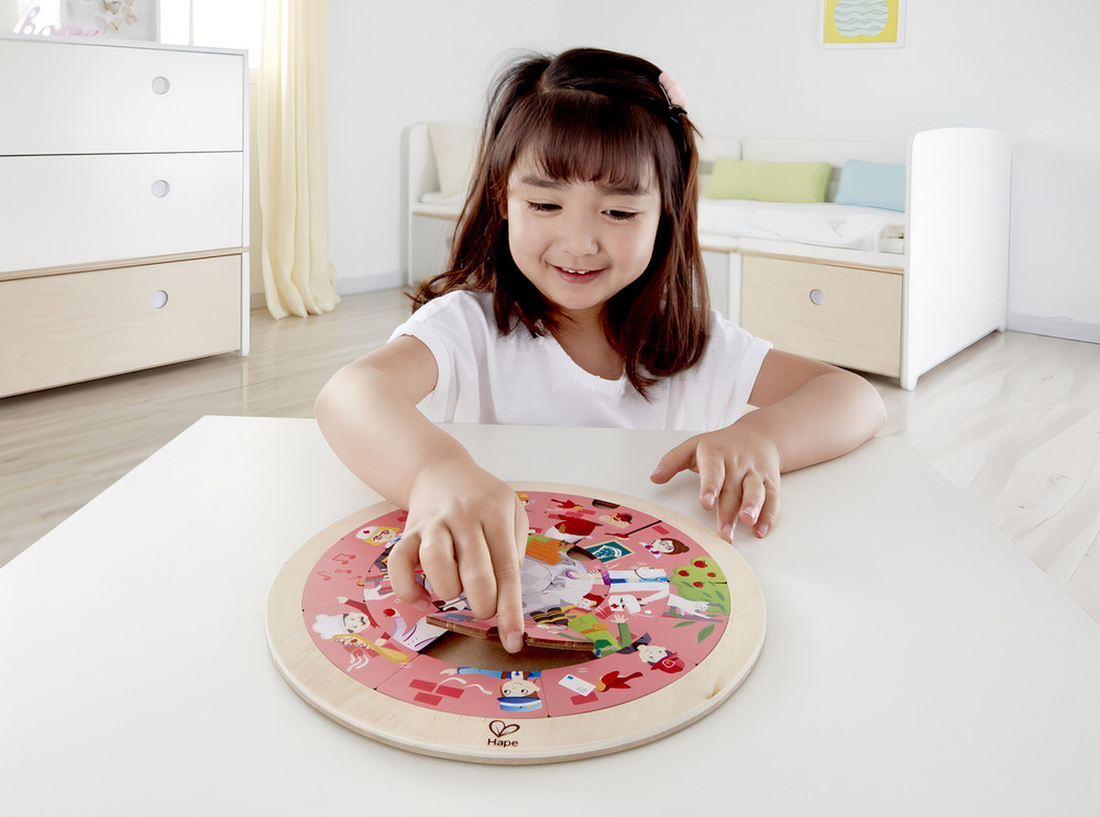 Puzzle Los Trabajos Juego Didáctico Madera Rompecabezas Hape - Imagen 3