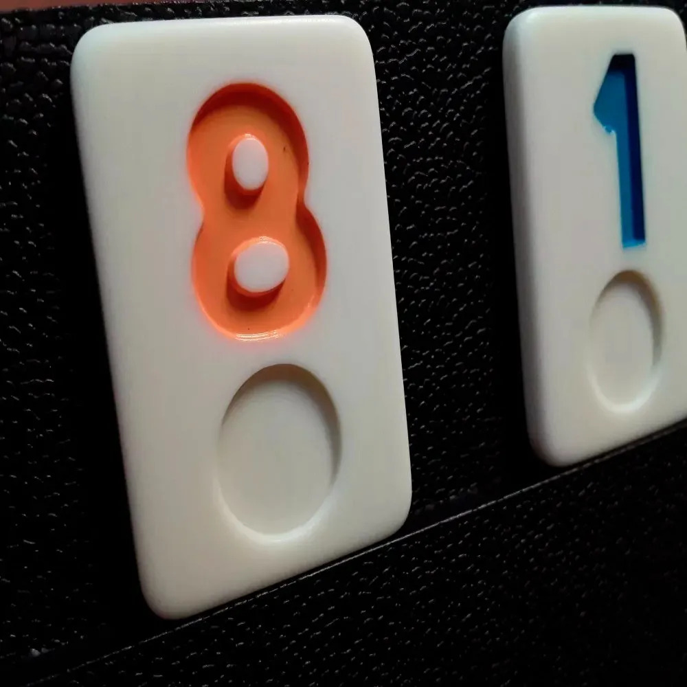 Rummy Burako Familiar Fichas Bajo Relieve Bisonte - Imagen 7