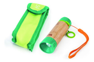 Linterna Infantil De Carga Manual Hape Bambú Madera E5579 Verde Claro